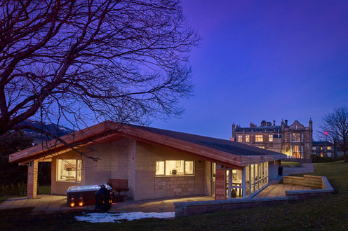 Lodge Exterior (1)